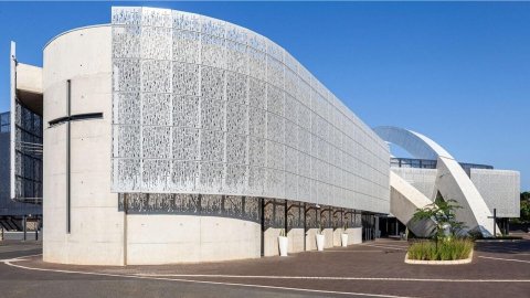 centro cristiano de durban vista exterior