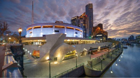 exterior del hamer hall